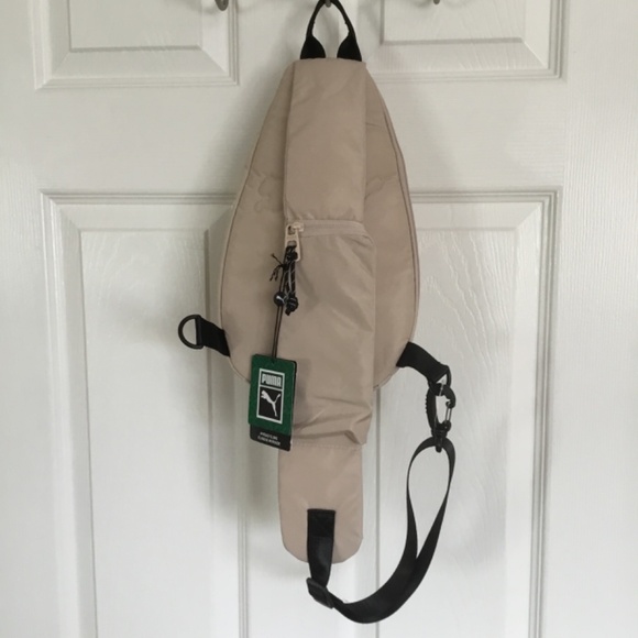 Puma Myraid Sling/Crossbody - Picture 2 of 6